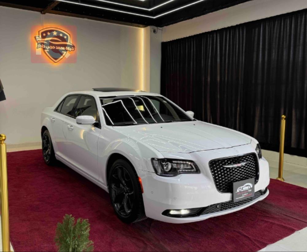 کرایسلەر 300